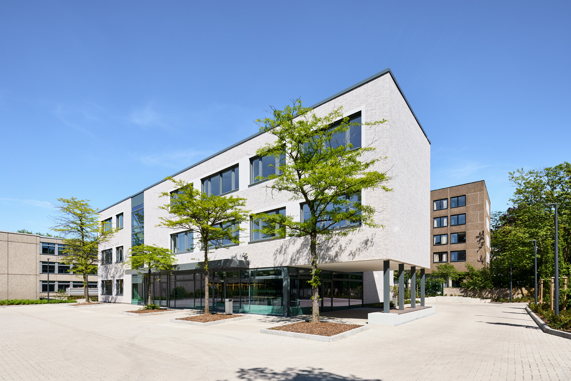 Erweiterungsbaus Berufskolleg, Gewerbebau Fourmove Architekten