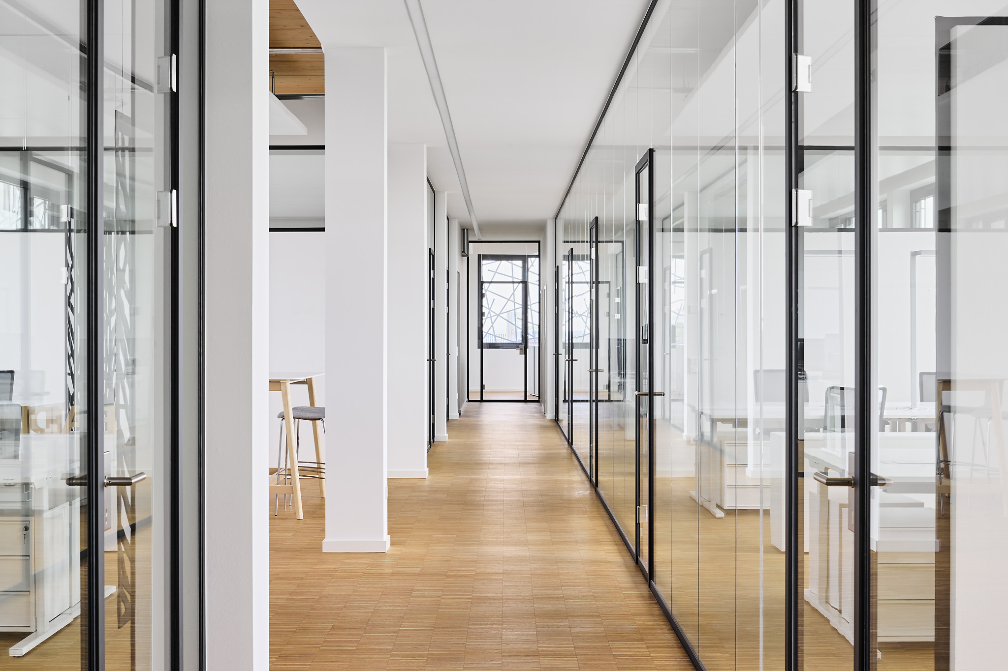 Aufstockung und Erweiterung des TK Gebäudes in Münster, Gewerbebau - Fourmove Architekten